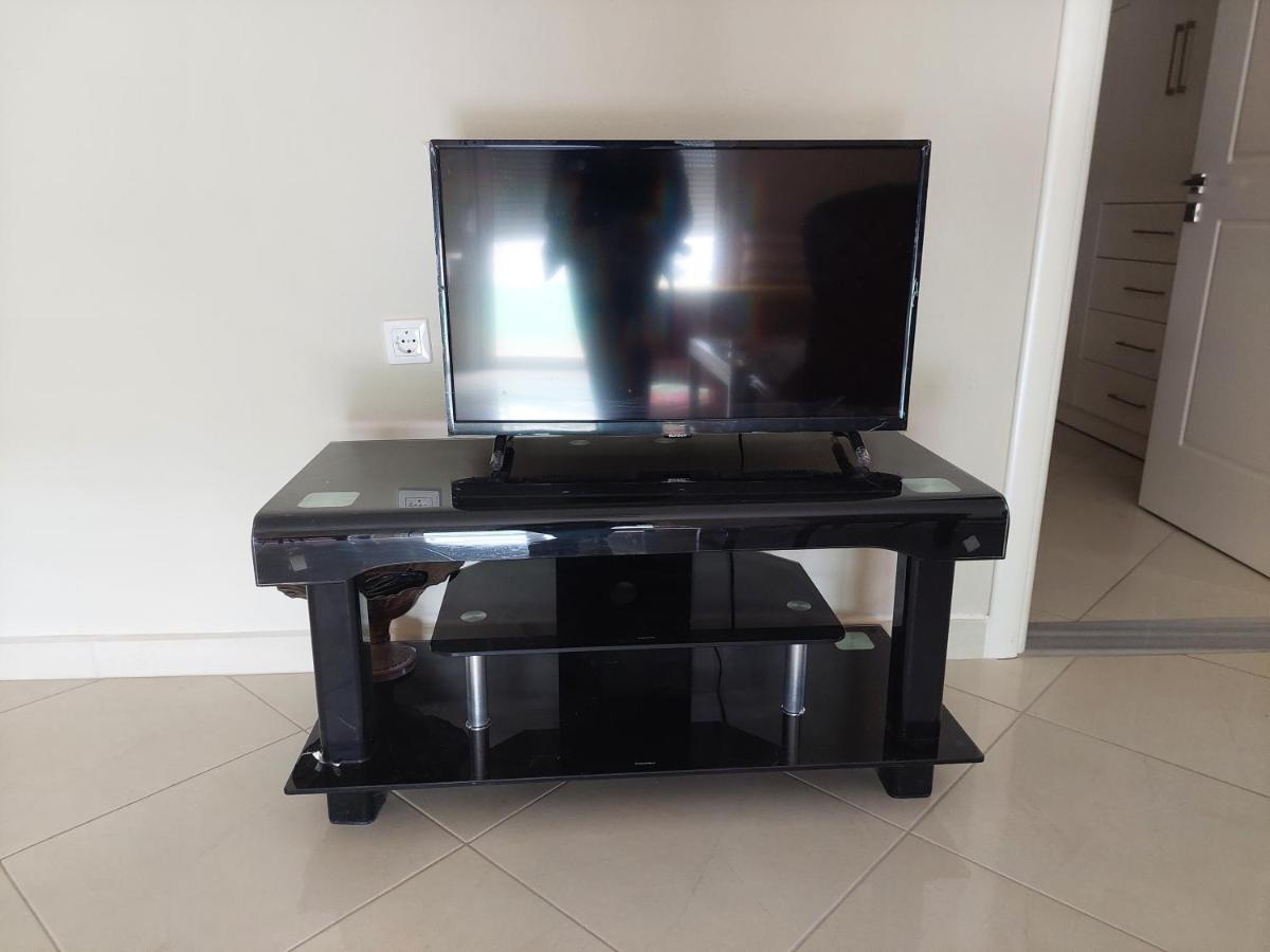 Apartment Adi ซารานเดอ ภายนอก รูปภาพ